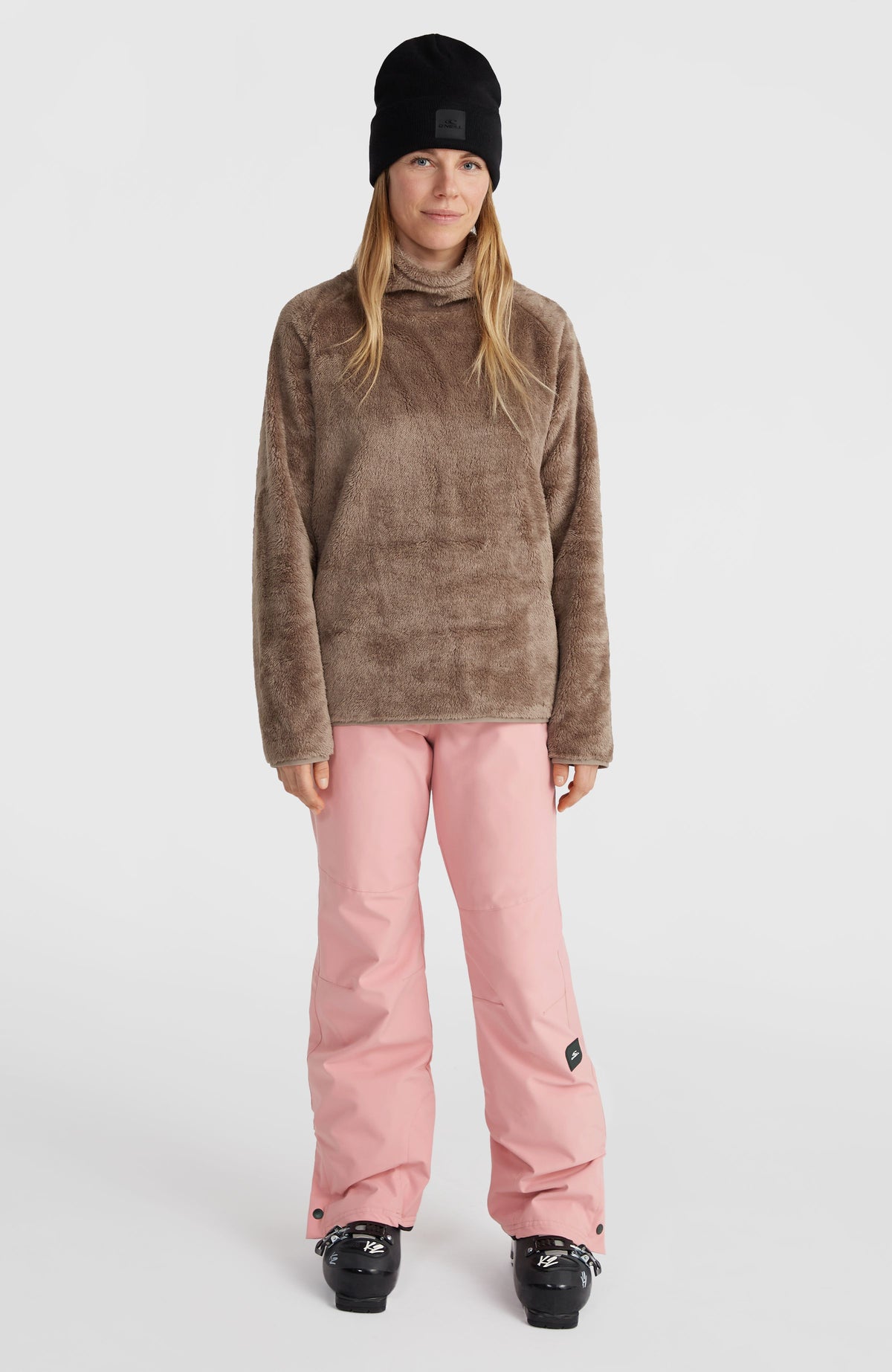 Polaire Hazel | Concrete