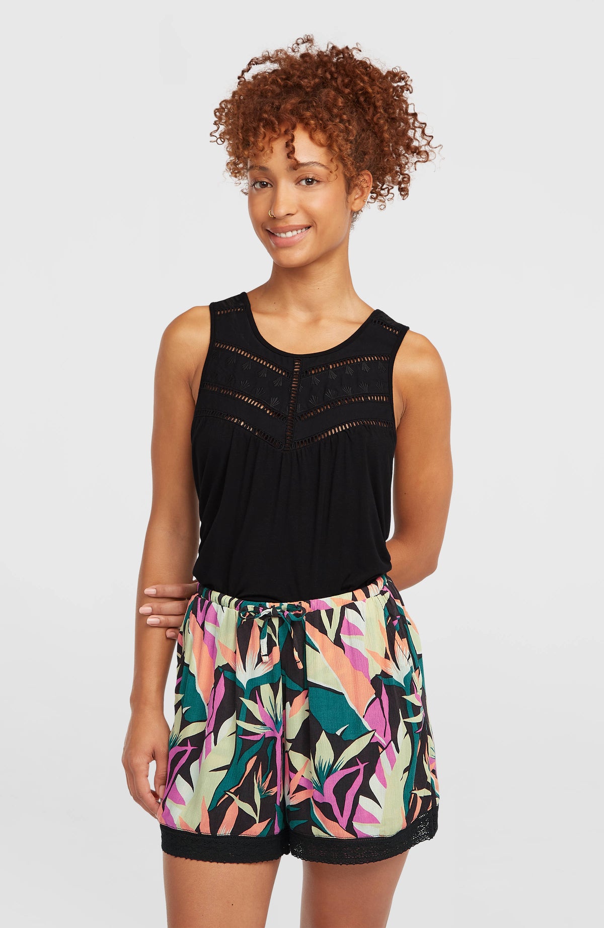 Short Essentials Tokeena | Black Wmns Tropicana