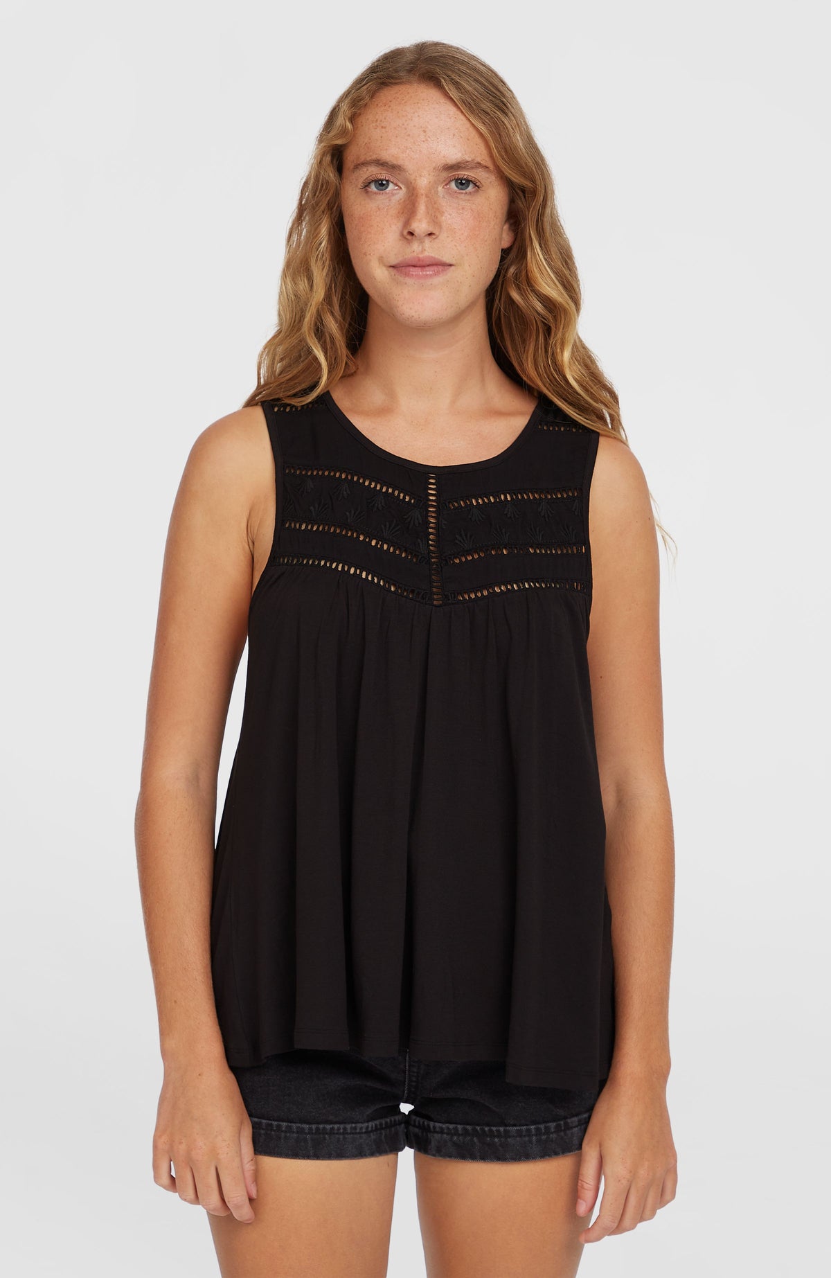 Débardeur à broderie Essentials Tokeena | Black Out