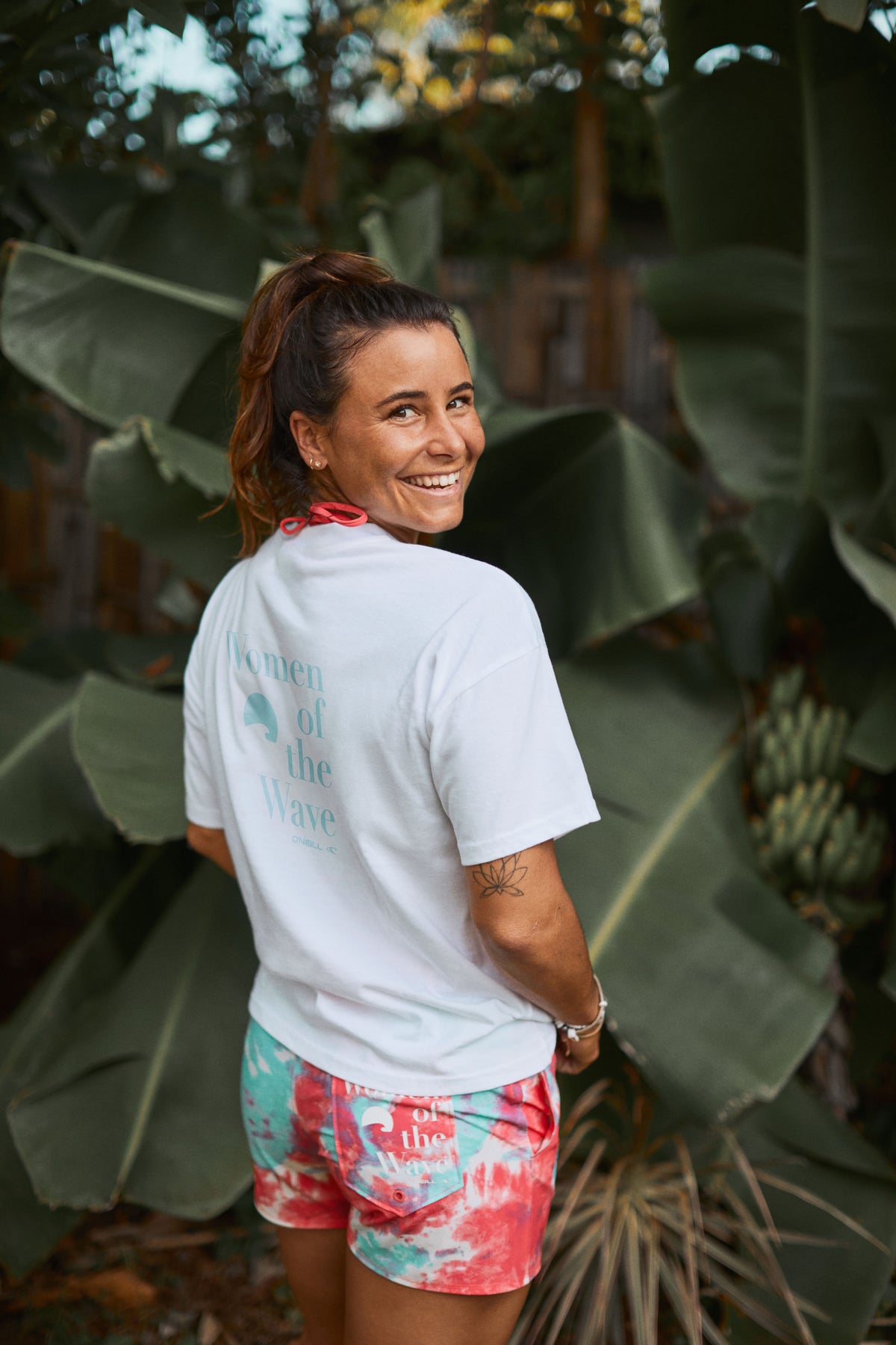 T-shirt Women of the Wave | Snow White