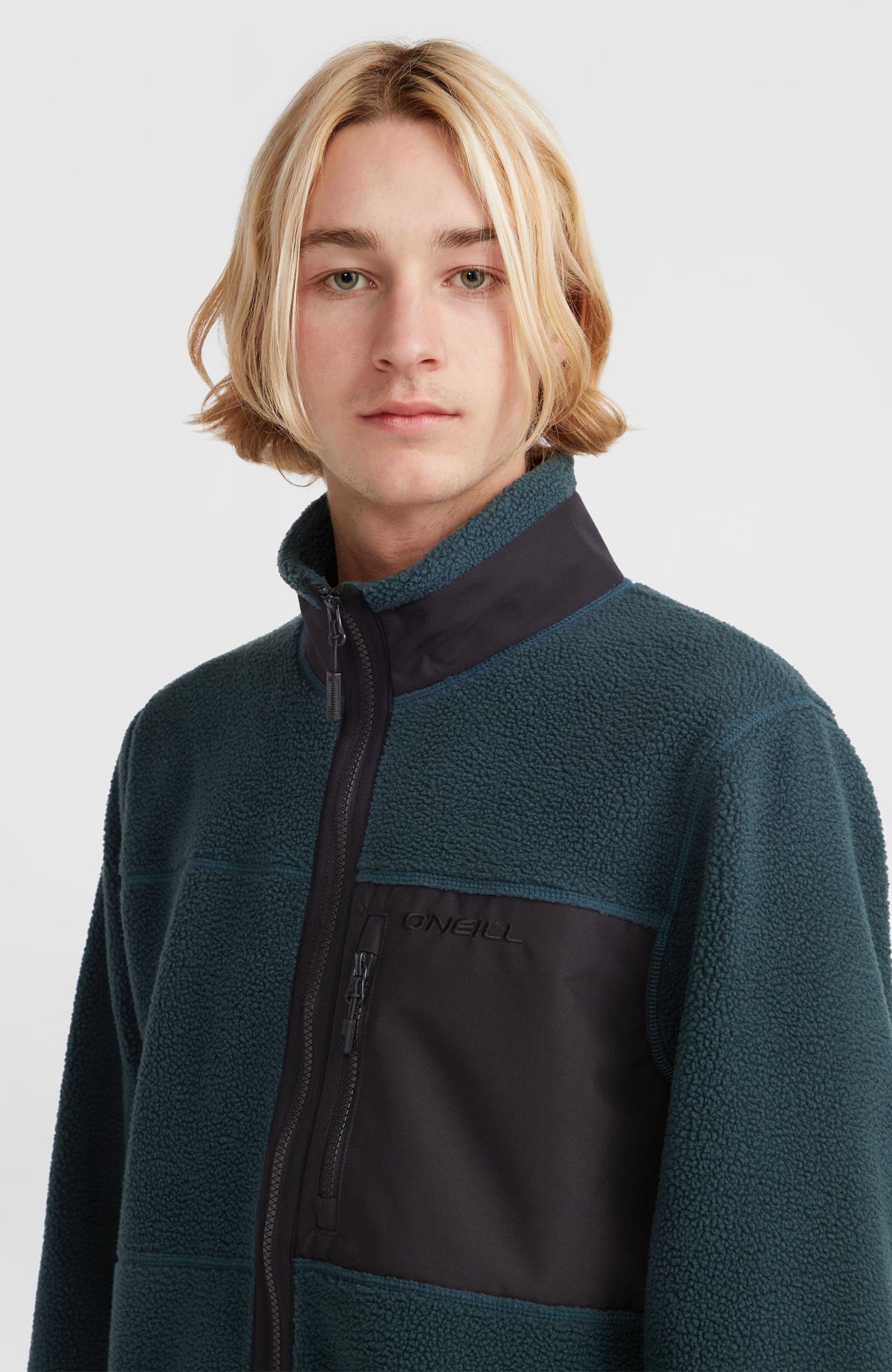 Polaire à poils longs et zip intégral | Alma Steel