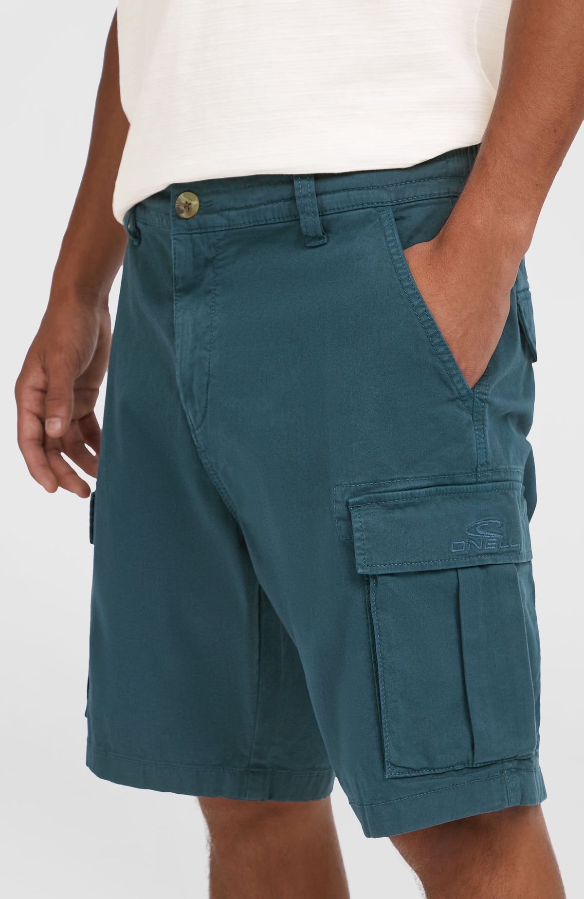 Short cargo Essentials | Alma Steel