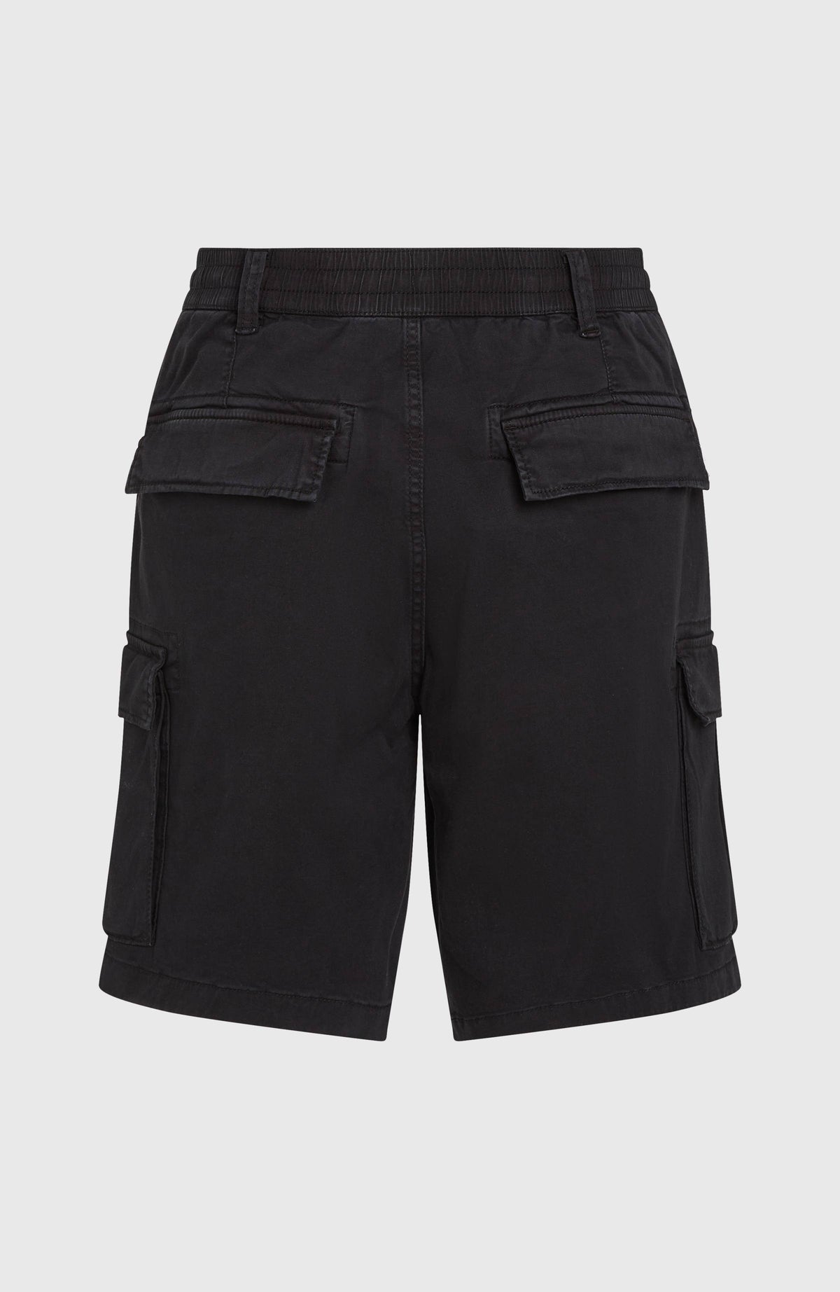 Short cargo Essentials | Black Out