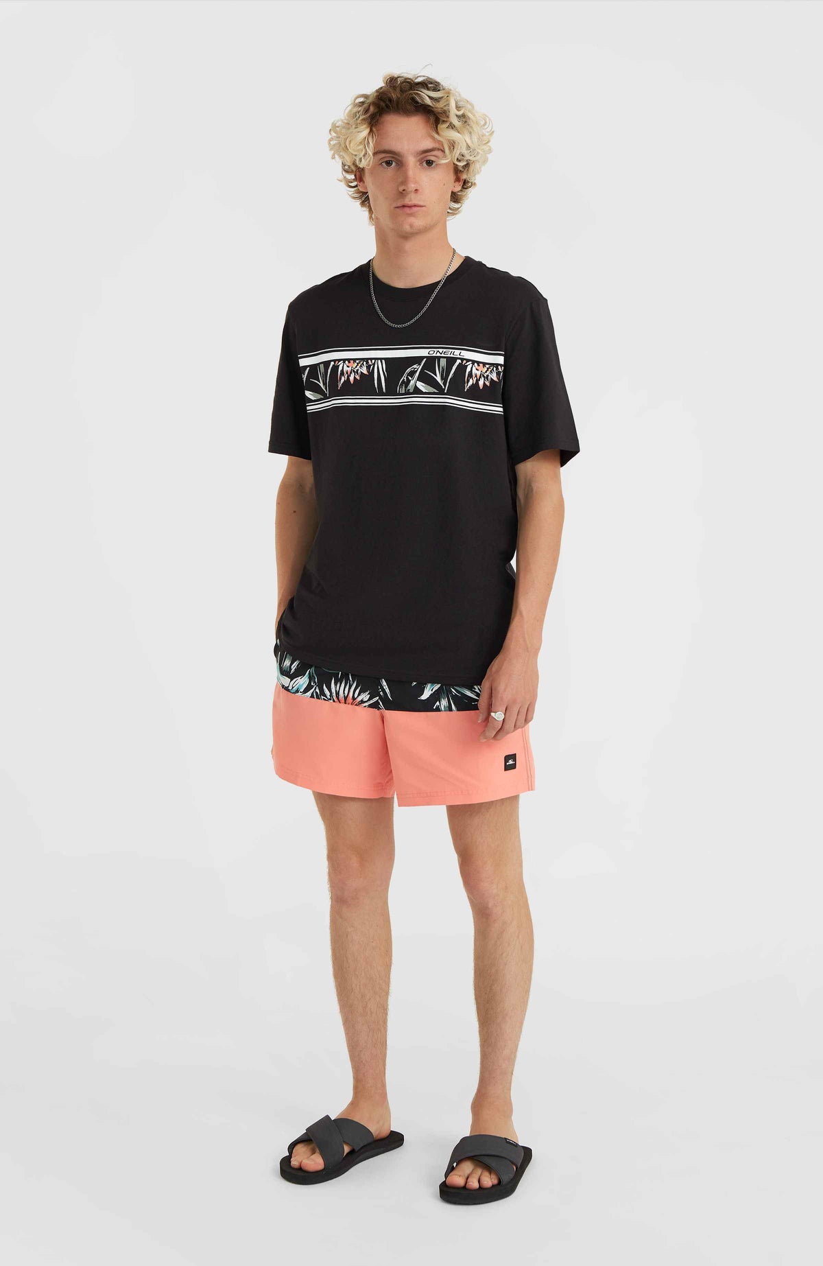 T-shirt Mix and Match Floral Graphic | Black Out