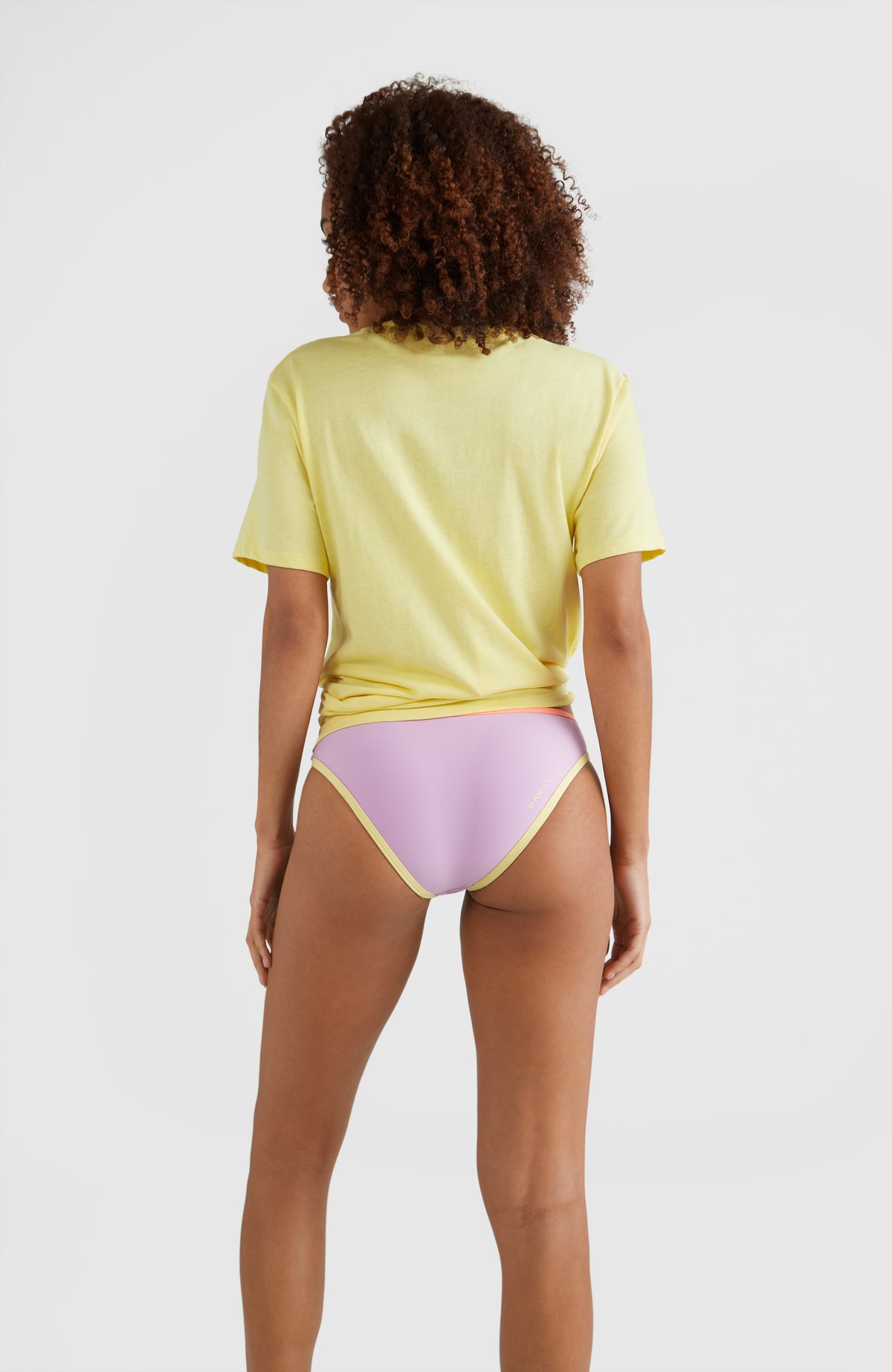 T-shirt Essentials à col V | Sunshine