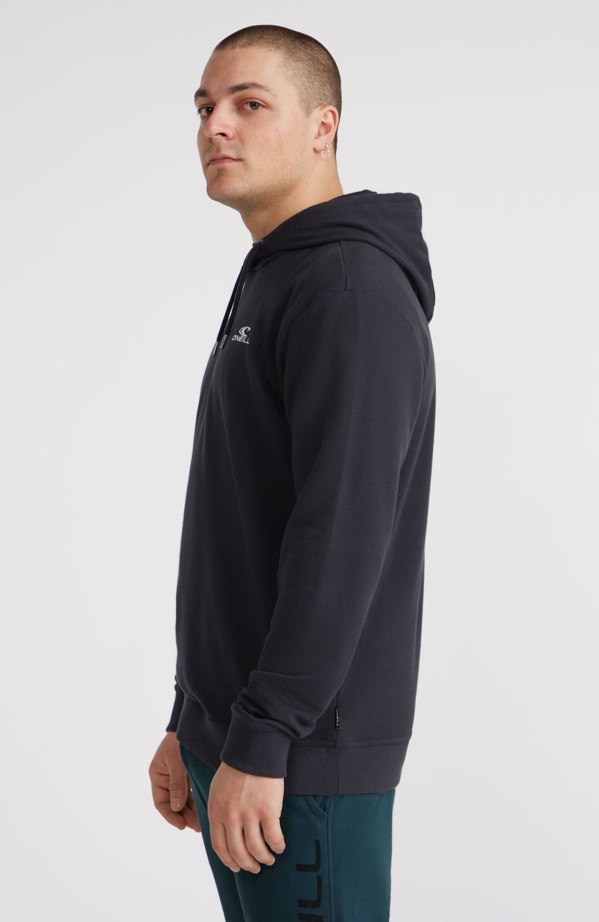 O'NEILL SMALL LOGO HOODIE | Black Out