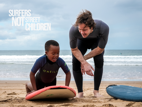 SURFERS NOT STREET CHILDREN AMBASSADEUR