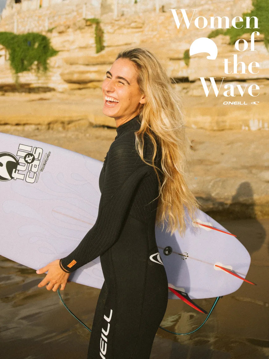 VIOLETA SANCHEZ SURFEUSE DU TEAM O’NEILL, GAGNANTE DU CHAMPIONNAT DE SURF D’ESPAGNE.