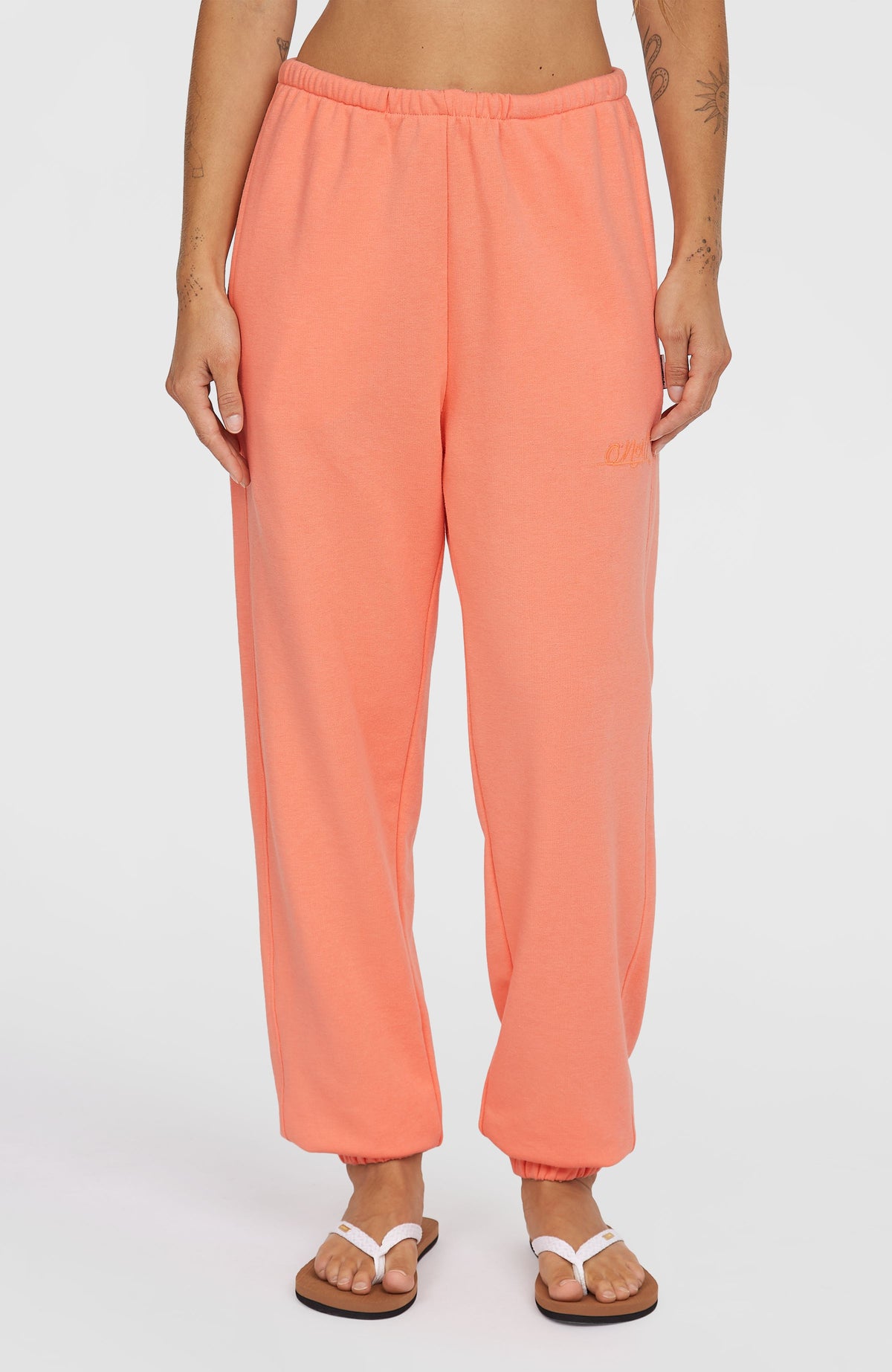 Pantalon de survêtement Essentials Script | Coral Pink