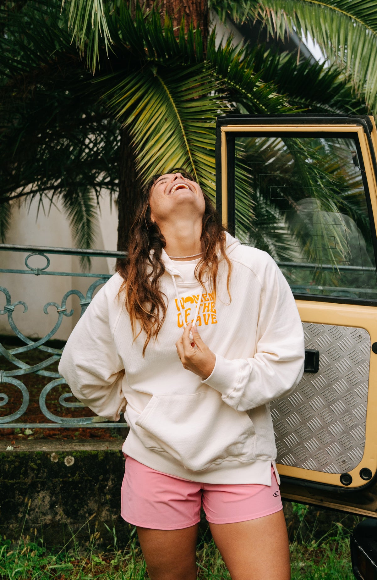 Sweat à capuche Women of the Wave | Dusty Vanilla