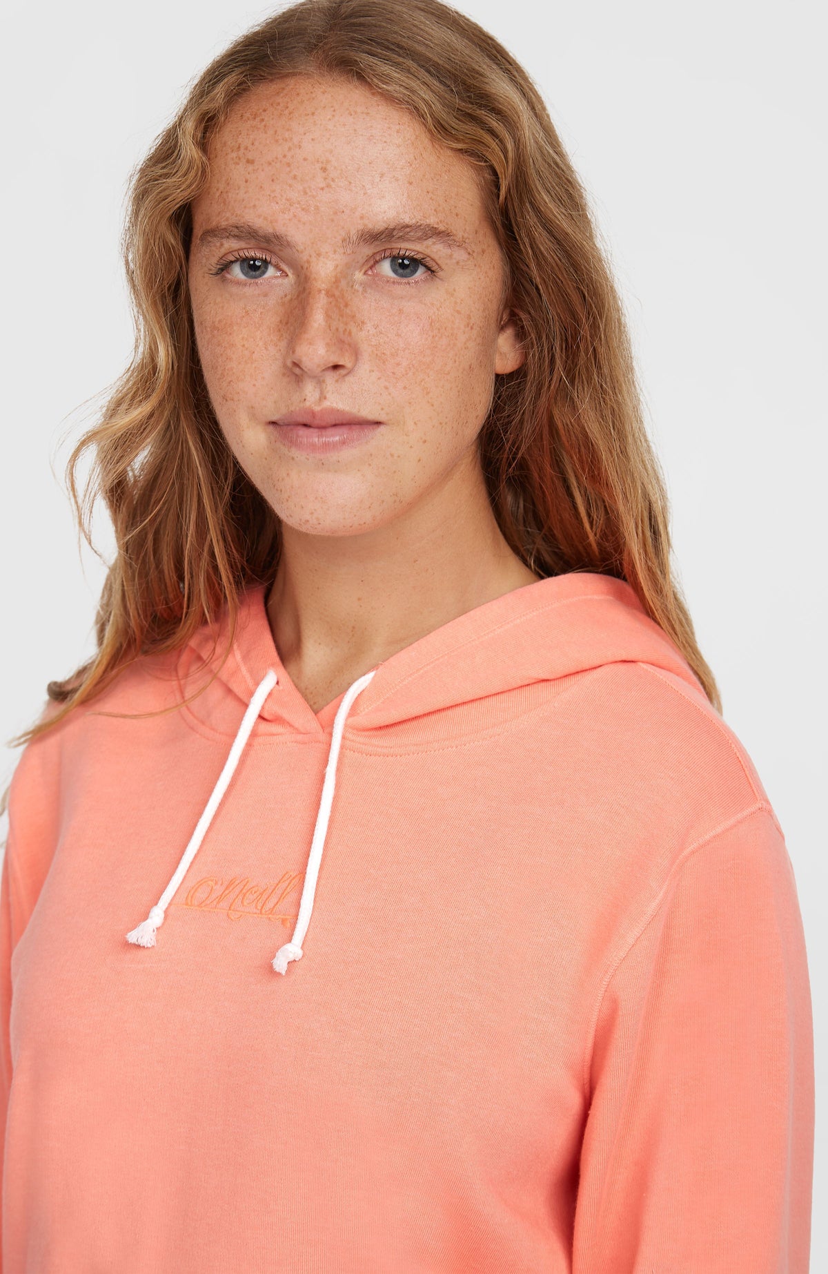 Sweat à capuche Essentials Script | Coral Pink