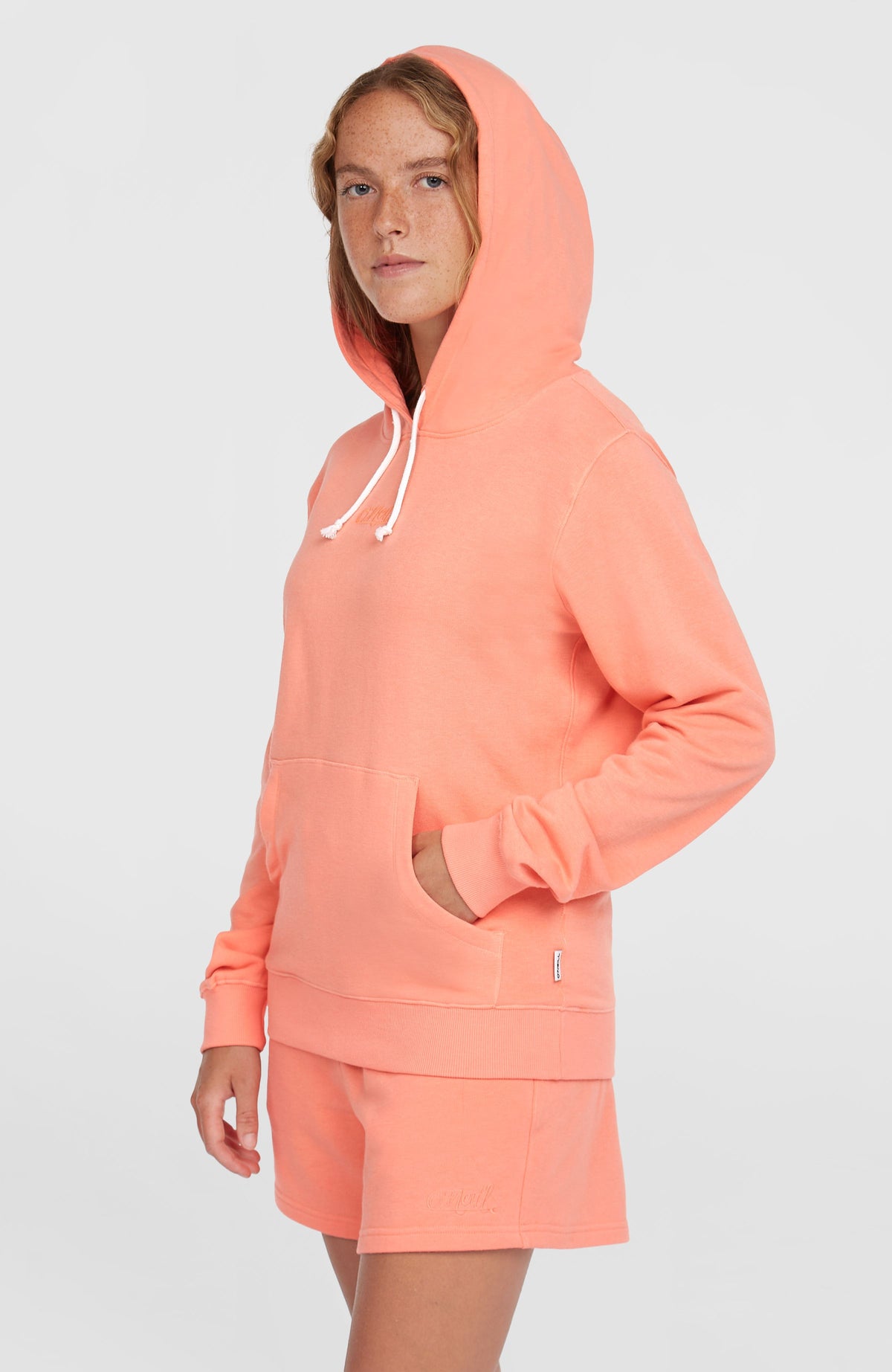 Sweat à capuche Essentials O'Neill Script | Coral Pink