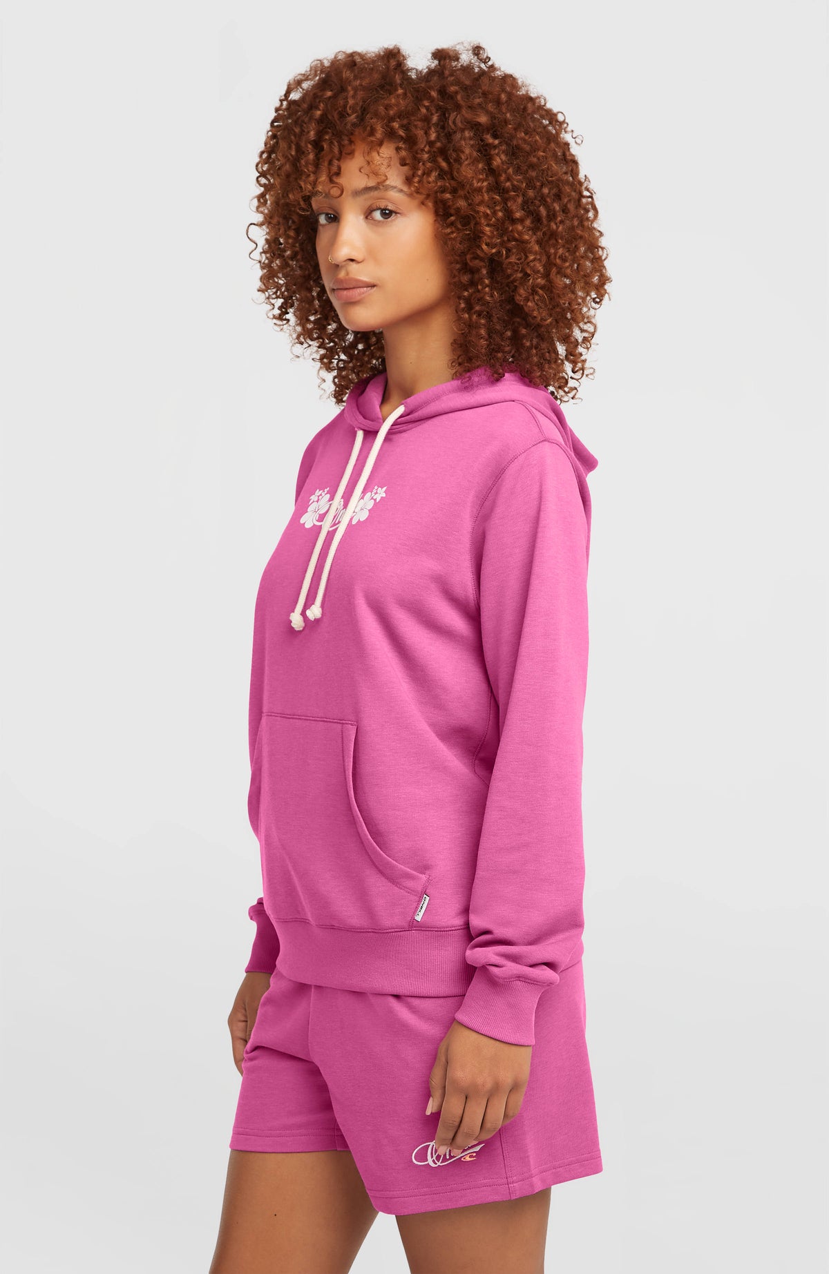 Sweat à capuche Essentials Script | Electric Fuschia