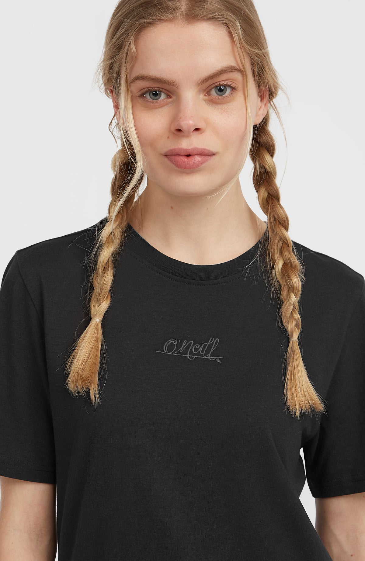 T-shirt Essentials Script | Black Out