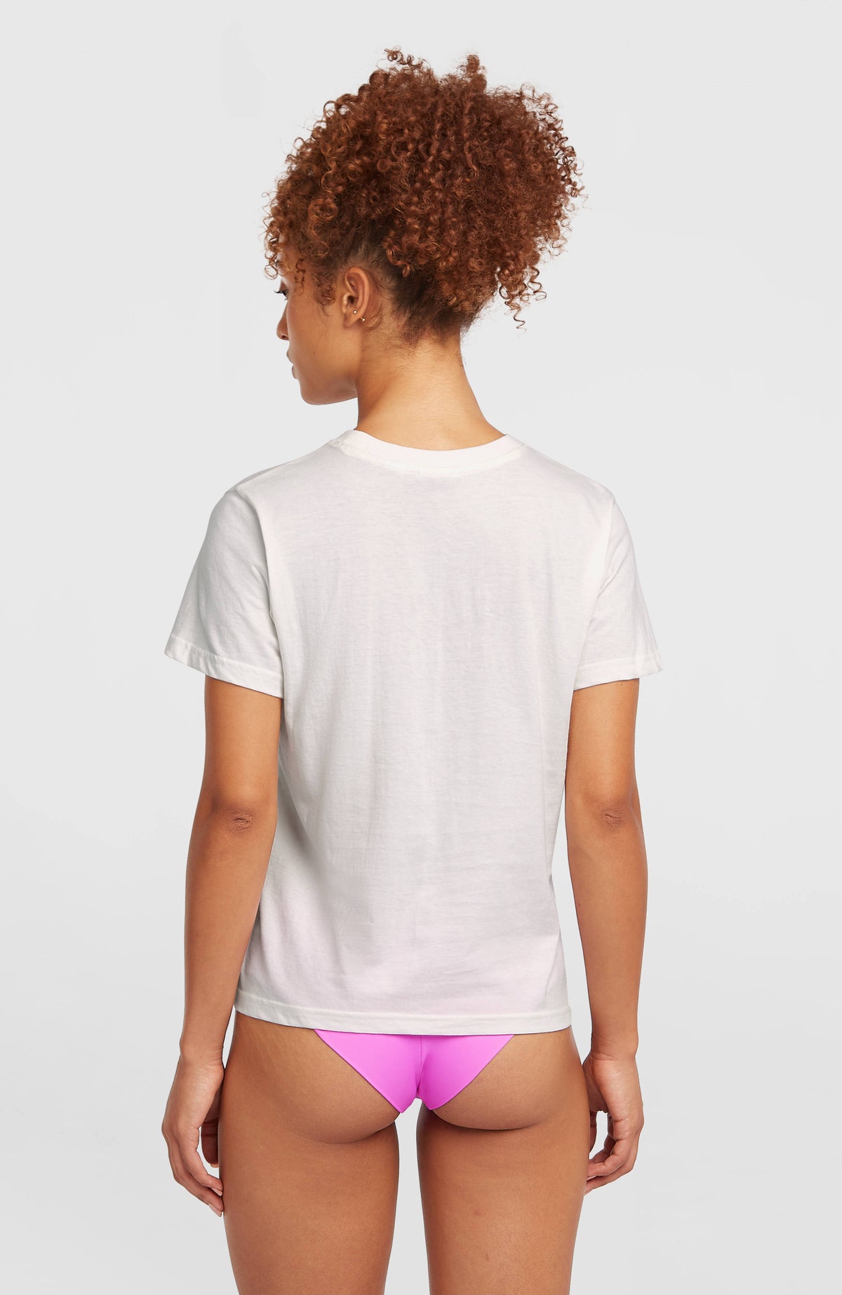 T-shirt Essentials Script | Snow White
