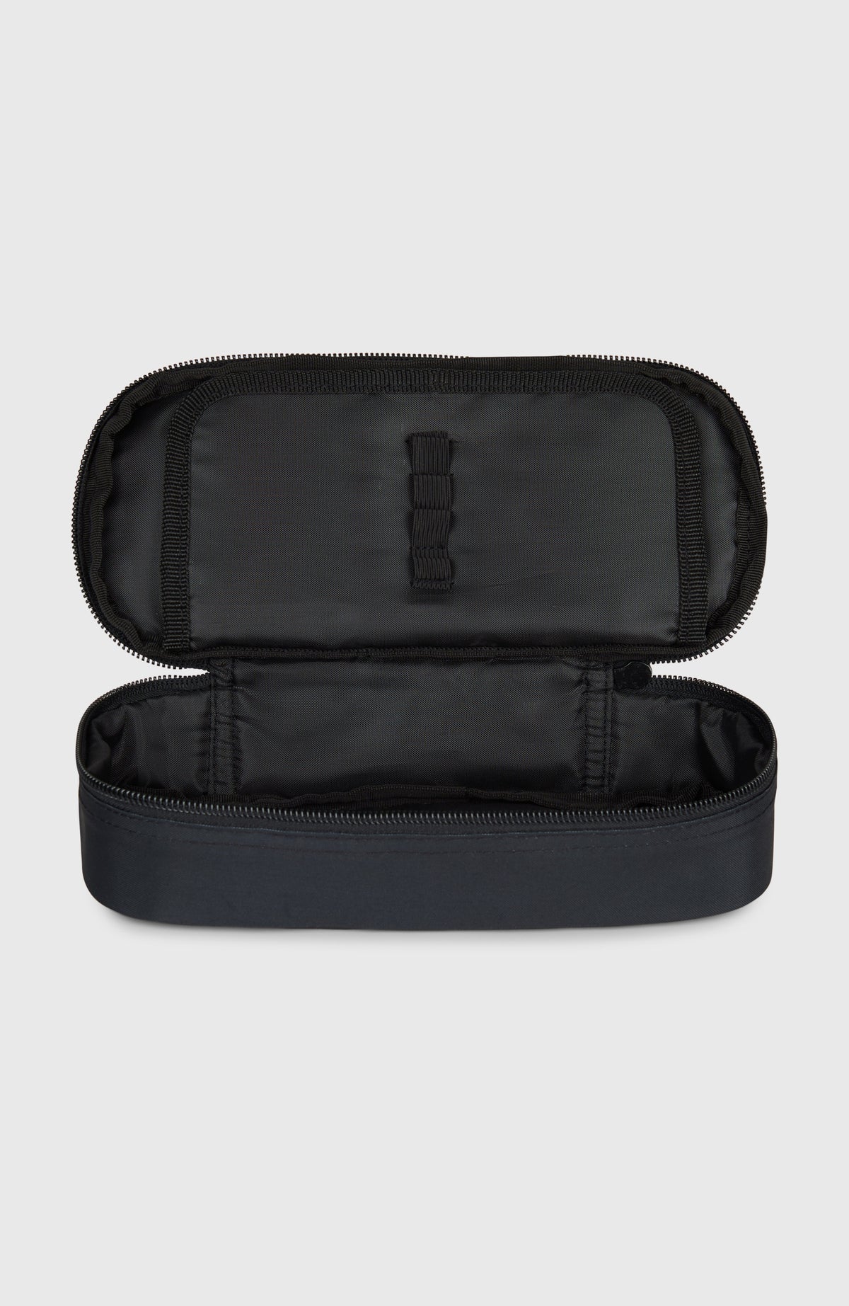 Trousse O'Neill | Black Out