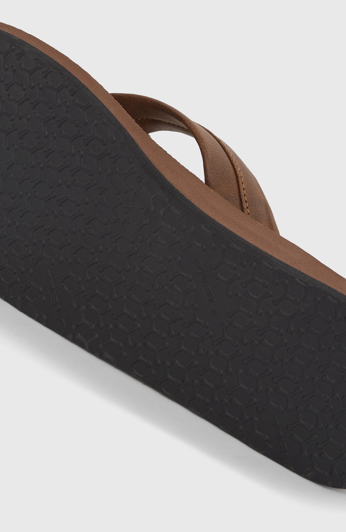 Tongs Beach | Falcon