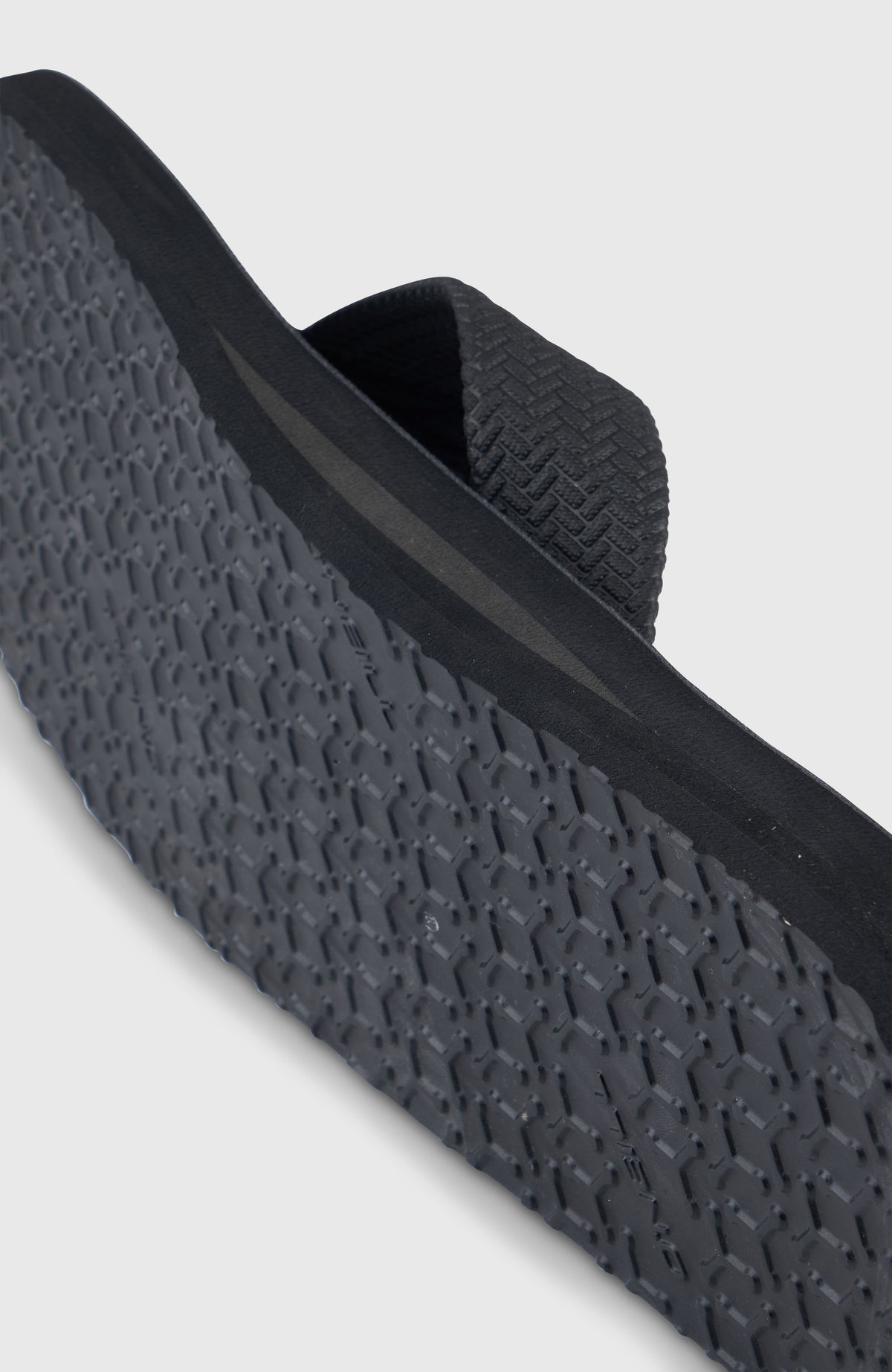 Tongs Chad | Black Out