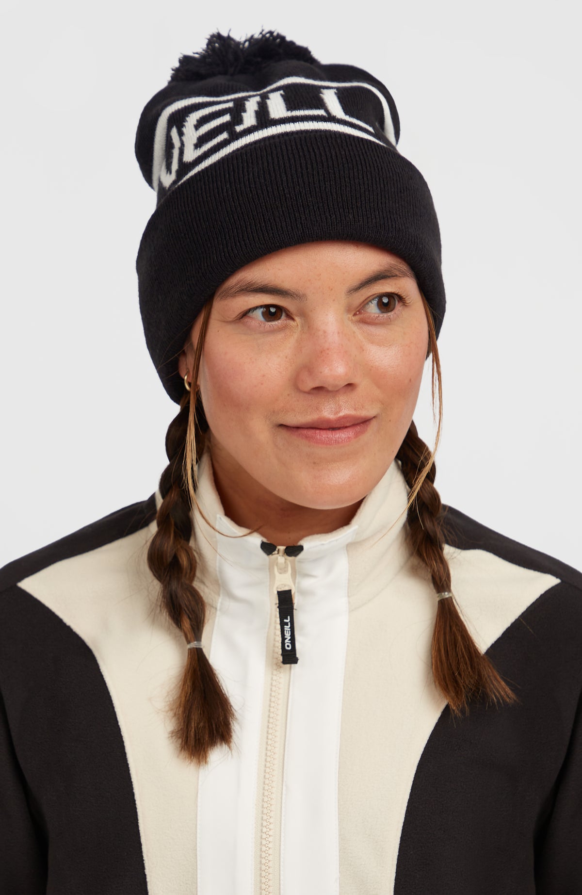 Bonnet Powder | Black Out Colour Block