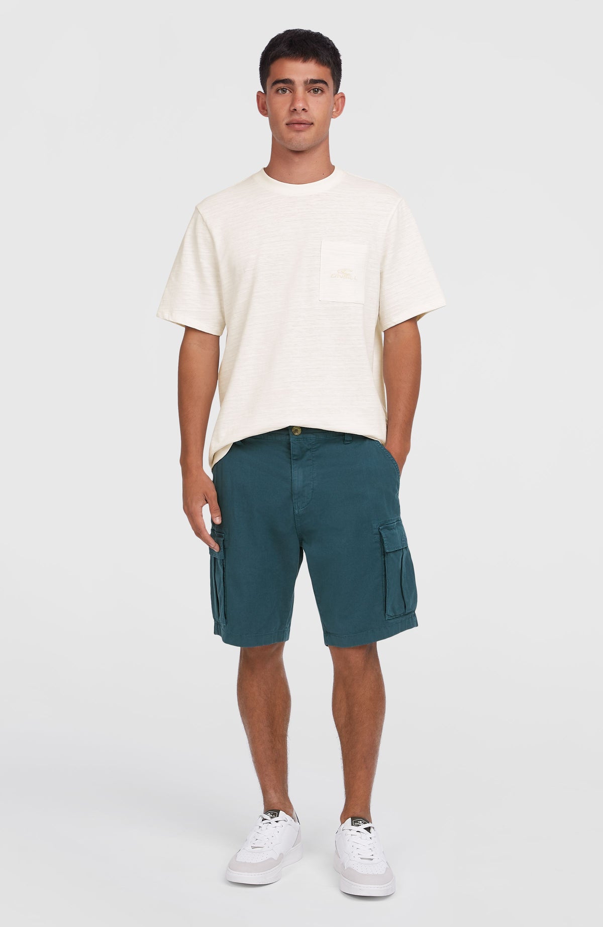 Short cargo Essentials | Alma Steel