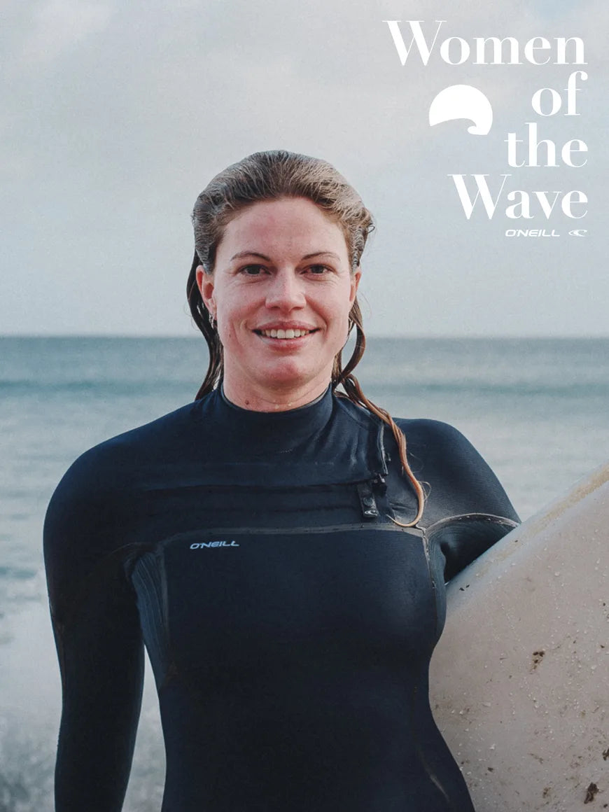 SASKYA HENGSTERMANN PASSIONNÉE DE SURF ET DE VOYAGES