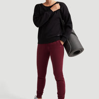 Sweat Yoga | BlackOut - A